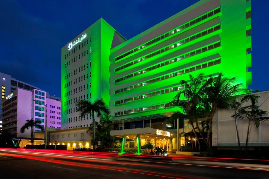 Holiday Inn Miami Beach - Oceanfront by IHG hotel detail image 6