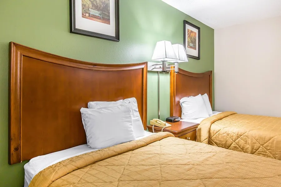 Quality Inn Homewood hotel detail image 6