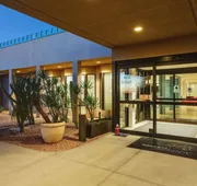 Sonesta Select Scottsdale at Mayo Clinic Campus hotel detail image 4