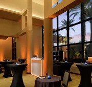 DoubleTree Suites by Hilton Phoenix hotel detail image 4