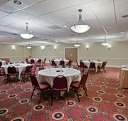 La Quinta Inn & Suites by Wyndham Downtown Conference Center hotel detail image 3