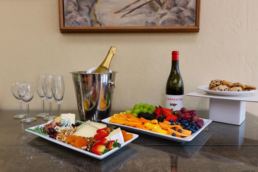Healdsburg Inn on the Plaza, A Four Sisters Inn hotel detail image 6