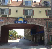 Days Inn by Wyndham Los Angeles LAX/South Bay/Beach City LA hotel detail image 5