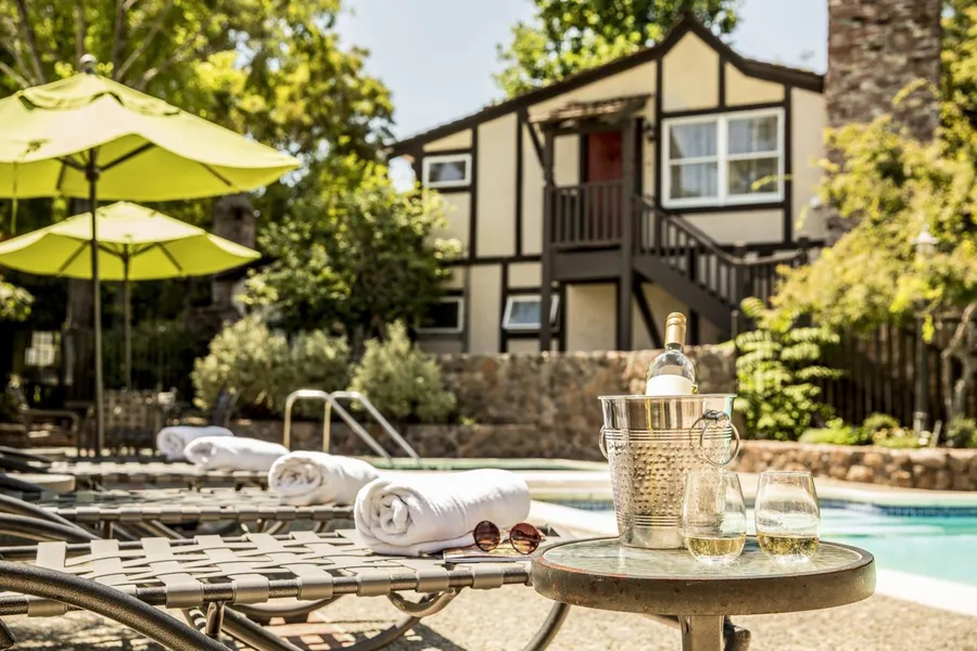 Harvest Inn hotel detail image 2