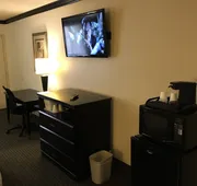 Ramada by Wyndham Ontario hotel detail image 3