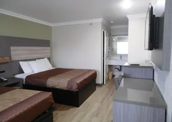 Americas Best Value Inn-Rialto hotel thumbnail 8