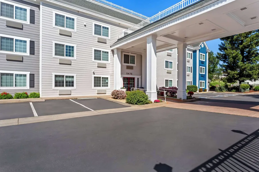 Best Western Paradise Hotel hotel detail image 2