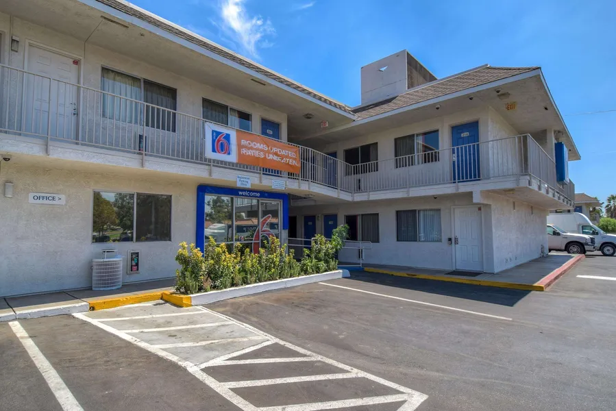 Motel 6 Riverside West - Jurupa Valley hotel detail image 2