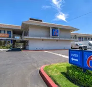 Motel 6 Riverside West - Jurupa Valley hotel detail image 4