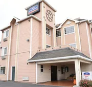 Howard Johnson by Wyndham Salinas hotel detail image 4