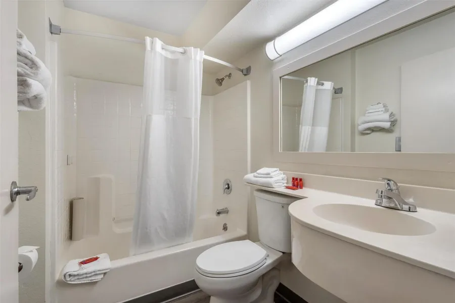 SureStay by Best Western Sacramento South Natomas hotel detail image 6
