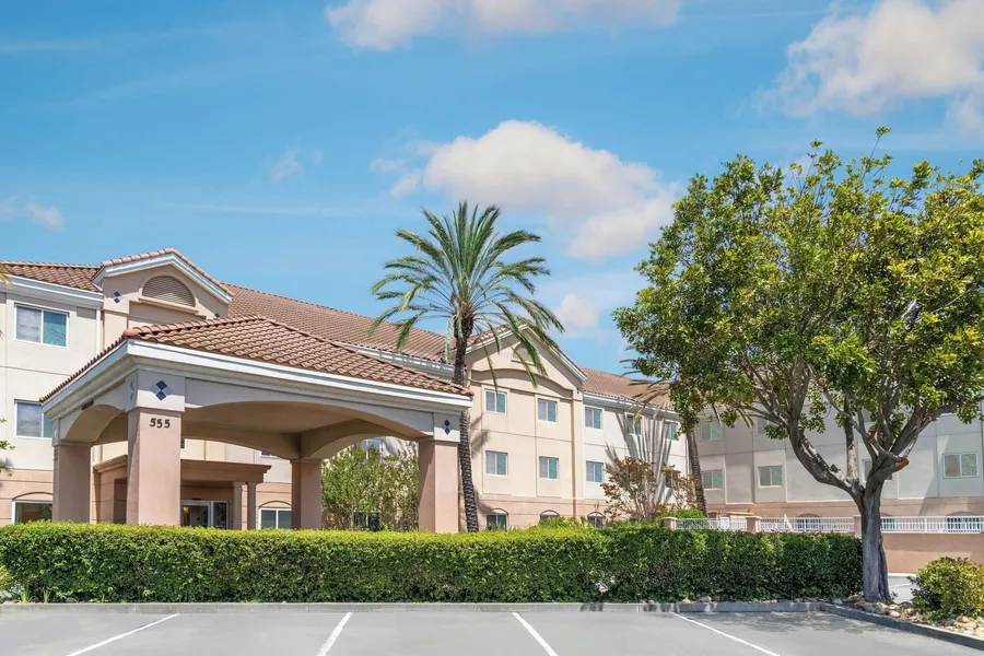 Fairfield Inn & Suites by Marriott San Francisco San Carlos hotel detail image 2