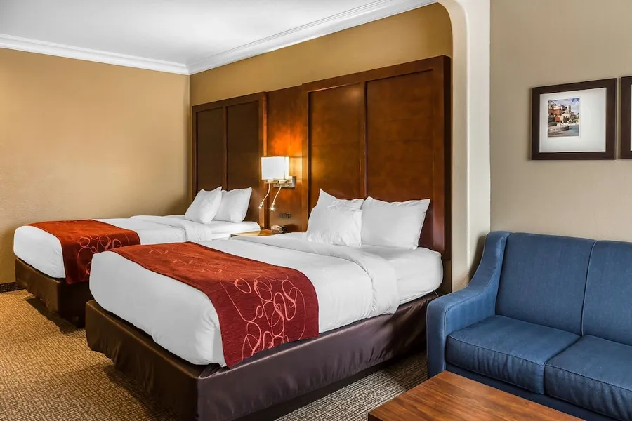 Comfort Suites San Jose Airport hotel detail image 6