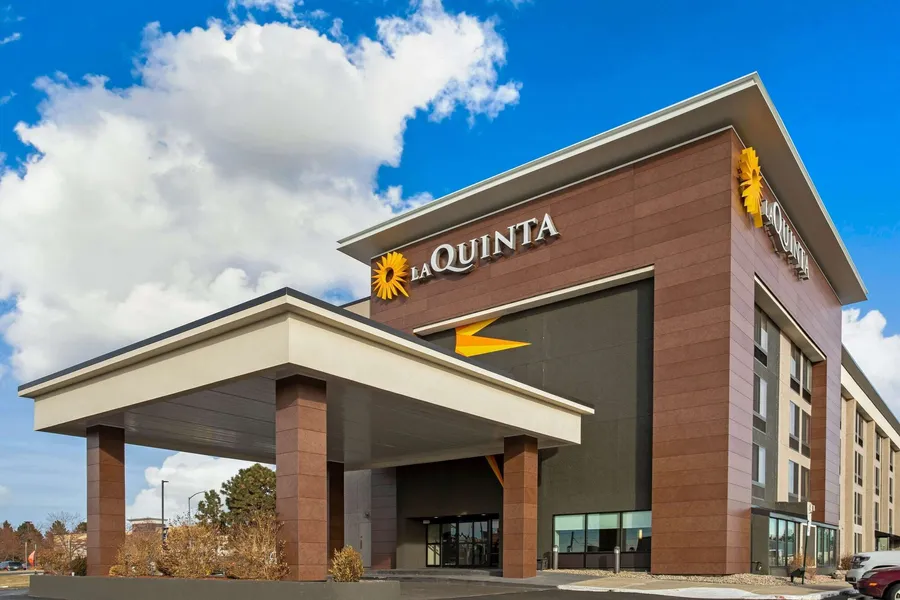 La Quinta Inn & Suites by Wyndham Denver Aurora Medical hotel detail image 2