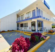 Motel 6 Windsor Locks, CT - Hartford hotel detail image 4