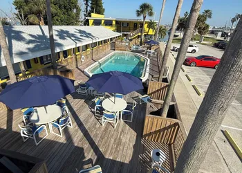 Barefoot Bay Resort & Marina hotel thumbnail 2