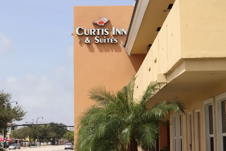 Curtis Inn & Suites hotel detail image 2