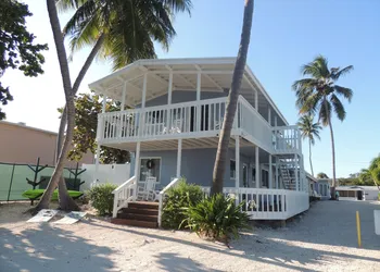 Sands of Islamorada hotel thumbnail 3
