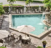 Doubletree by Hilton Fort Myers at Bell Tower Shops hotel detail image 4