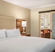Doubletree by Hilton Fort Myers at Bell Tower Shops hotel detail image 7
