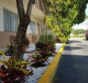 Parkway Inn Airport Motel Miami hotel detail image 7