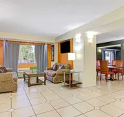 Days Inn & Suites by Wyndham Tampa/Fairground/Casino Area hotel detail image 5