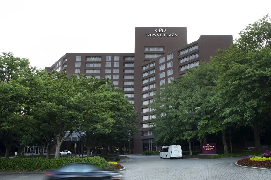 Crowne Plaza Atlanta Perimeter at Ravinia by IHG hotel detail image 2