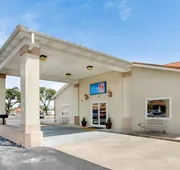 Motel 6 Hinesville, GA hotel detail image 3