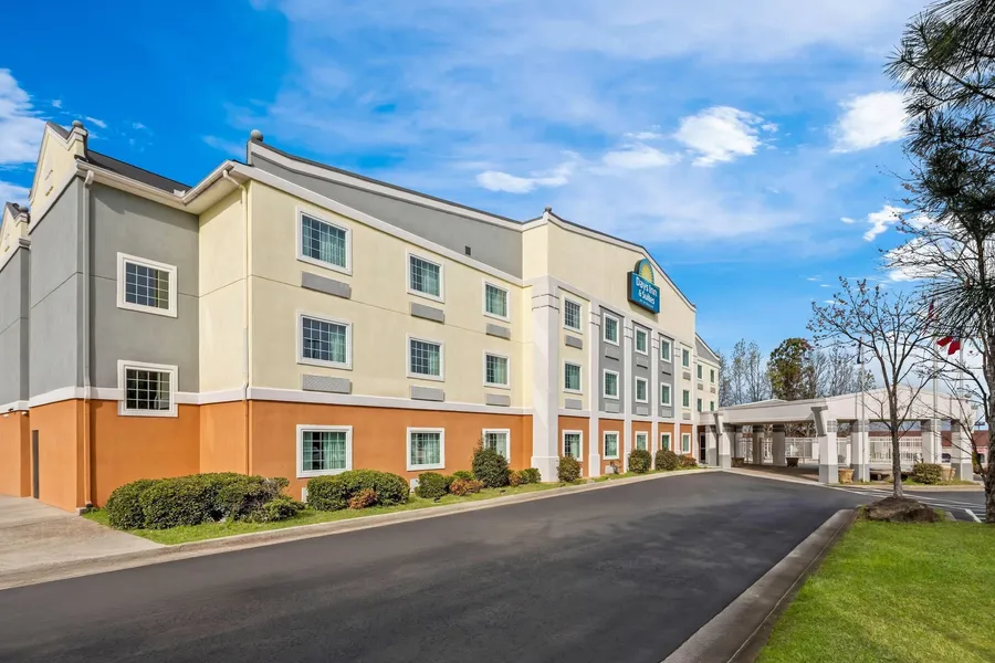 Days Inn & Suites by Wyndham Union City hotel detail image 6