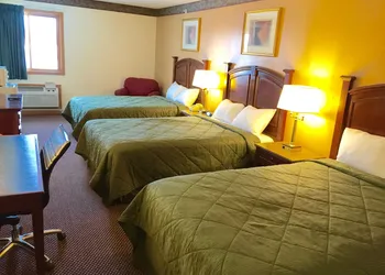 Executive Inn and Suites hotel thumbnail 3