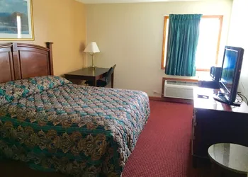Executive Inn and Suites hotel thumbnail 5