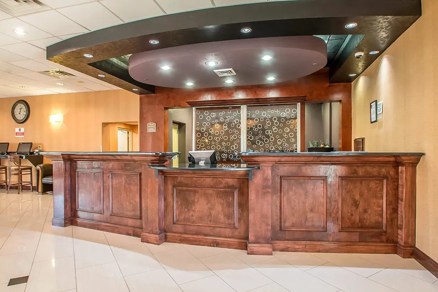Clarion Inn Elmhurst - Oak Brook near I-88, I-290, I-294 hotel detail image 6