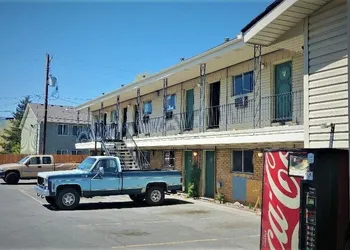 Thunderbird Motel hotel thumbnail 7