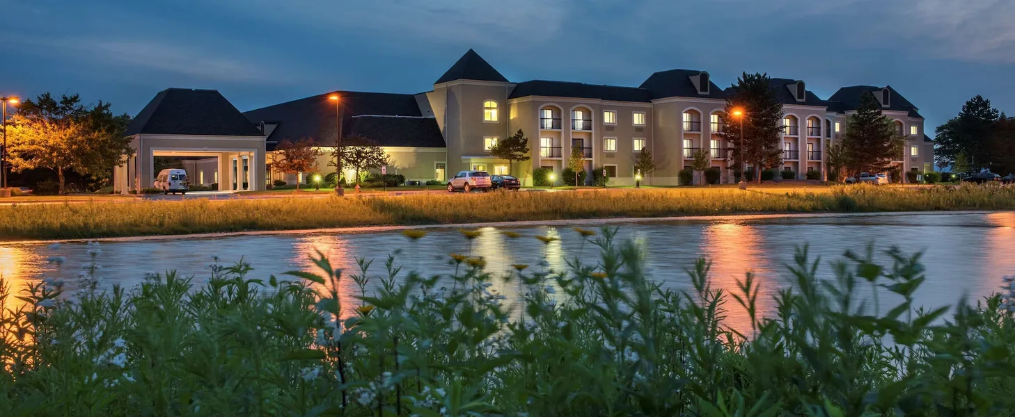 DoubleTree by Hilton Hotel Chicago Wood Dale - Elk Grove hotel detail image 2