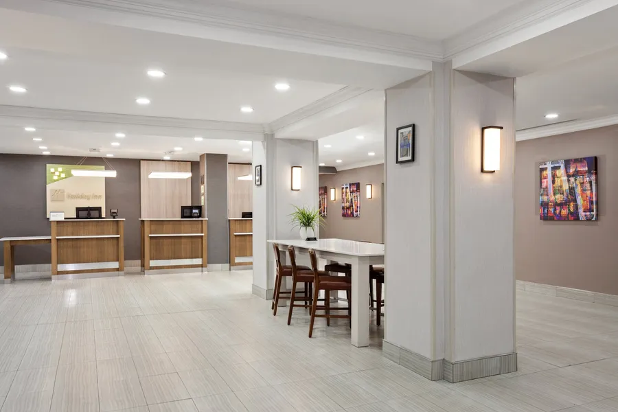Holiday Inn Chicago Oakbrook by IHG hotel detail image 2