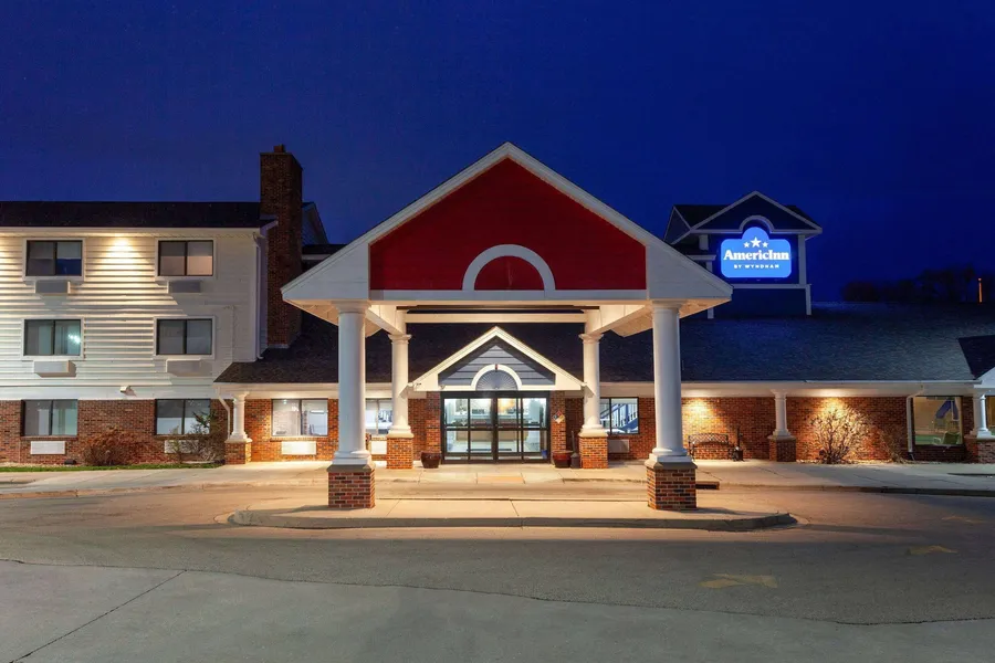 AmericInn by Wyndham Peoria hotel detail image 2