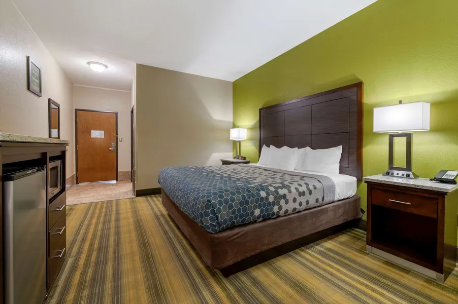 Econo Lodge Shelbyville North hotel detail image 6