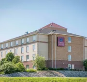 Comfort Suites Southport hotel detail image 4