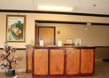Holiday Lodge hotel thumbnail 8