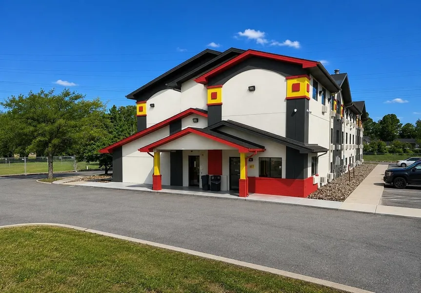 Super 8 by Wyndham Lexington Park/California Area hotel detail image 2