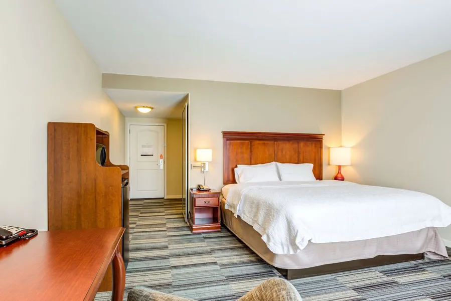 Hampton Inn & Suites Westford-Chelmsford hotel detail image 6