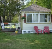 Bay Leaf Cottages & Bistro hotel detail image 5