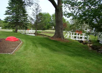 Bay Leaf Cottages & Bistro hotel thumbnail 8