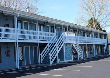 The Atlantic Motel hotel thumbnail 4