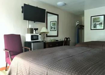 The Atlantic Motel hotel thumbnail 8