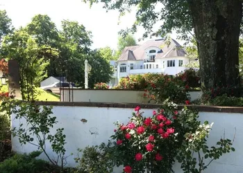The Columbia Inn at Peralynna Manor hotel thumbnail 2