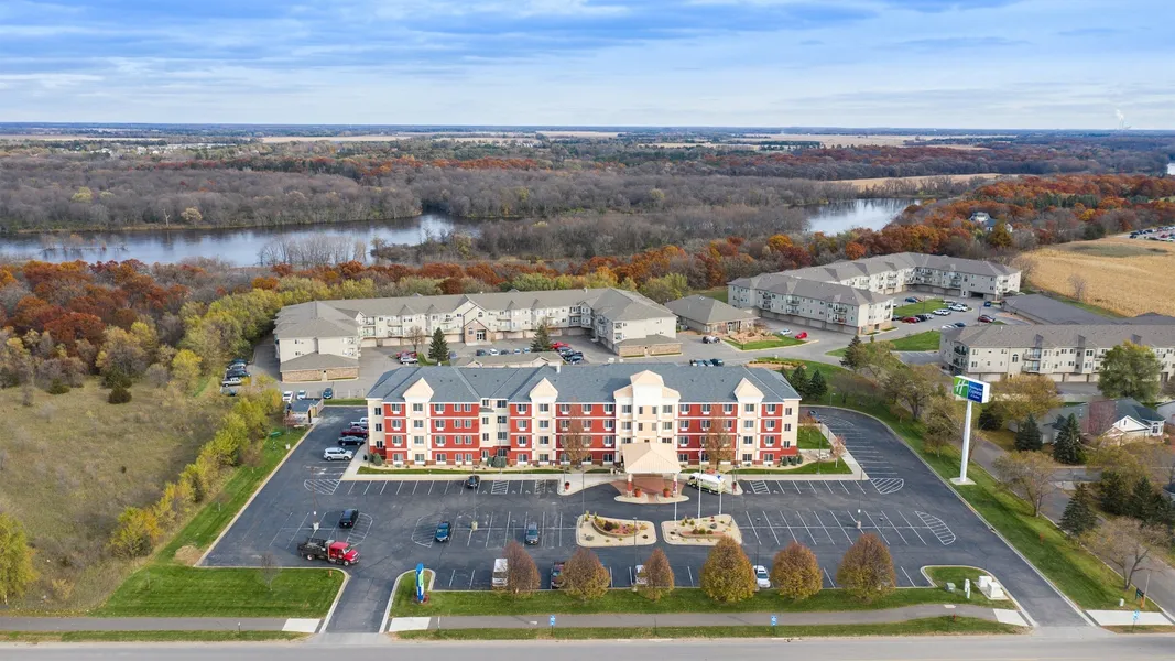 Holiday Inn Express Hotel & Suites St. Cloud by IHG hotel detail image 6