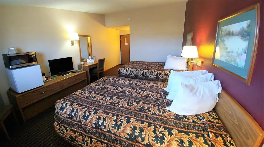 Red Carpet Inn hotel detail image 6