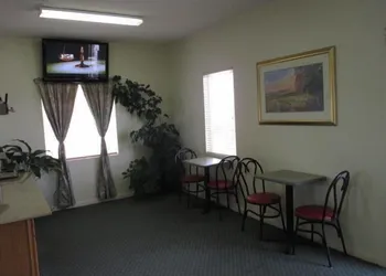Royal Inn Taylorsville hotel thumbnail 5