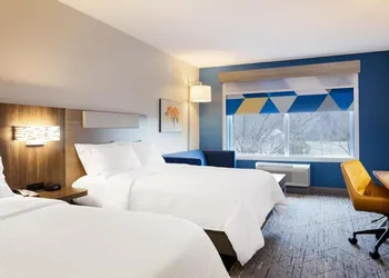 Holiday Inn Express & Suites Joplin Southeast by IHG hotel thumbnail 5